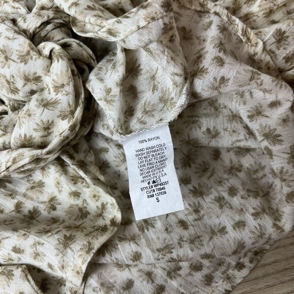 Lazy Sundays Crop Top Size Small Wrap Front Tie Wrap Floral Beige Green - Picture 6 of 8